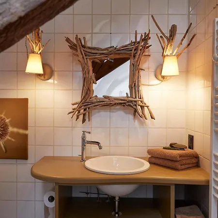 Appartement Le Nid Fleuri - Les Demeures D'adrien