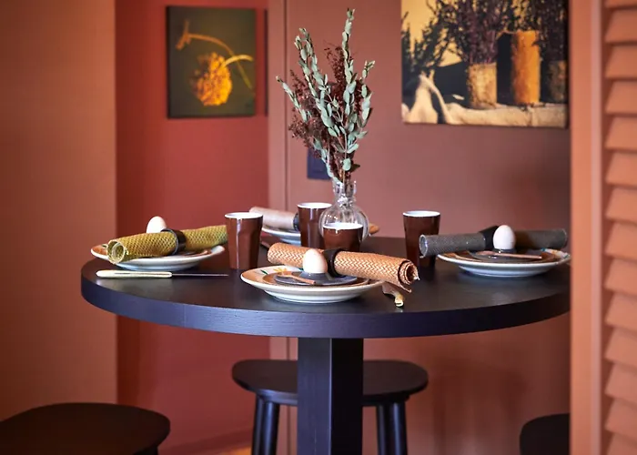 Le Nid Fleuri - Les Demeures D'adrien * Tournai